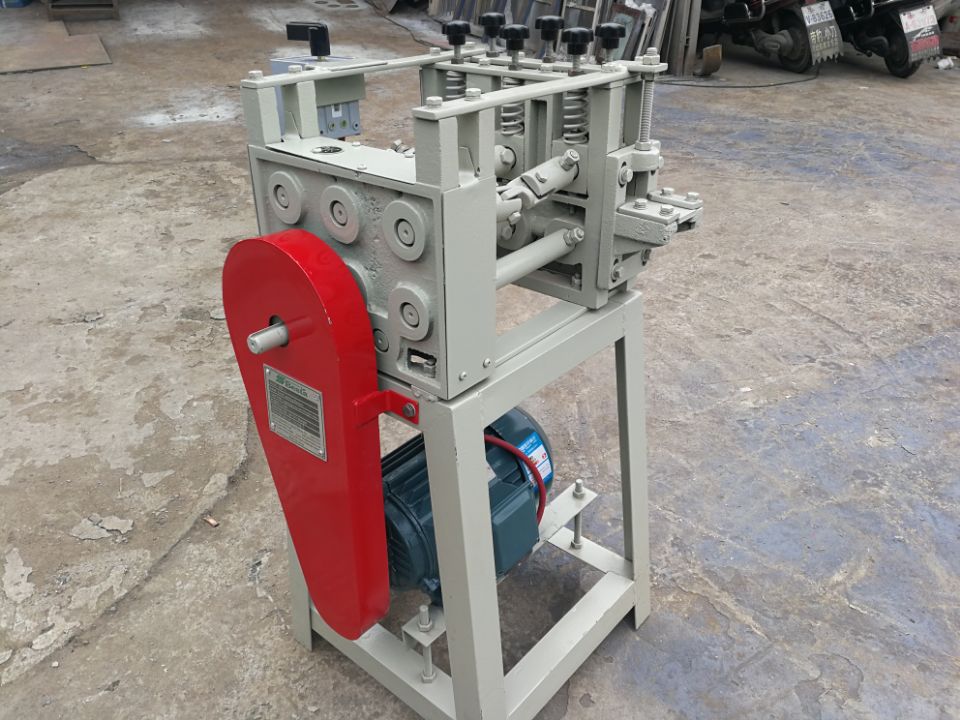 Small bamboo layer machine, bamboo layering machine, bamboo slicer, toothpick machine
